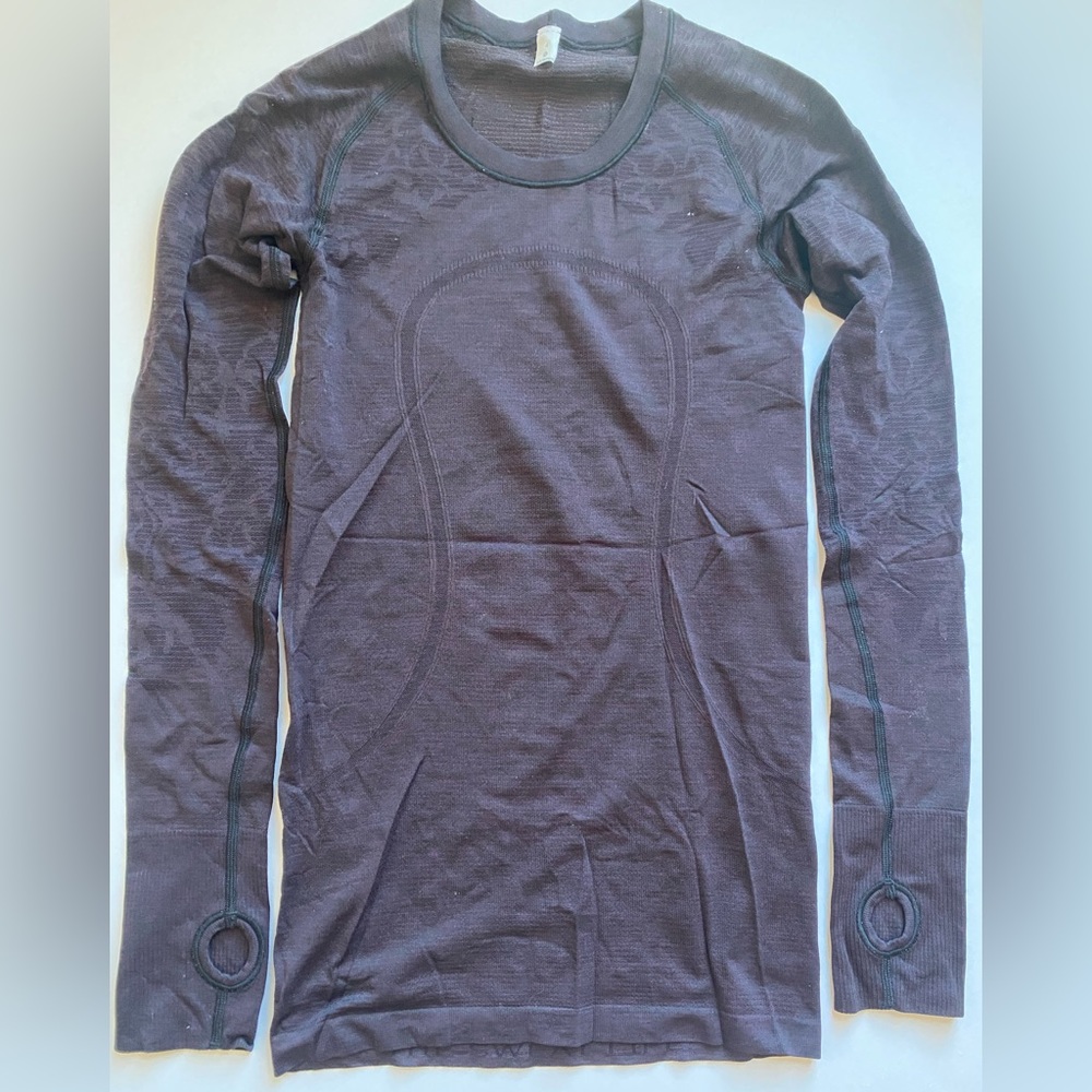 Lululemon Swiftly Tech Long Sleeve Crew Neck, Size: 4, Black Cherry/Floral